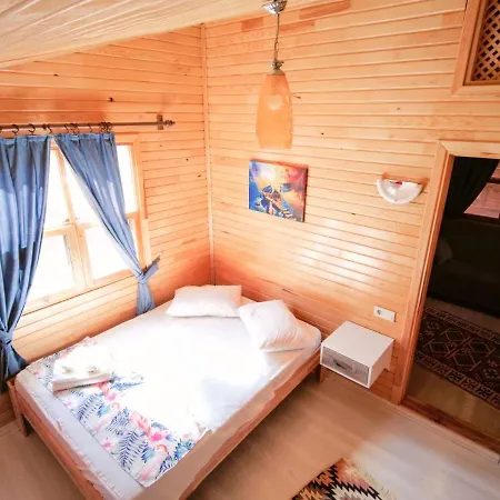 Hotel Adrasan Lilamor Ile Evinizin Konforunda Bir Tatil